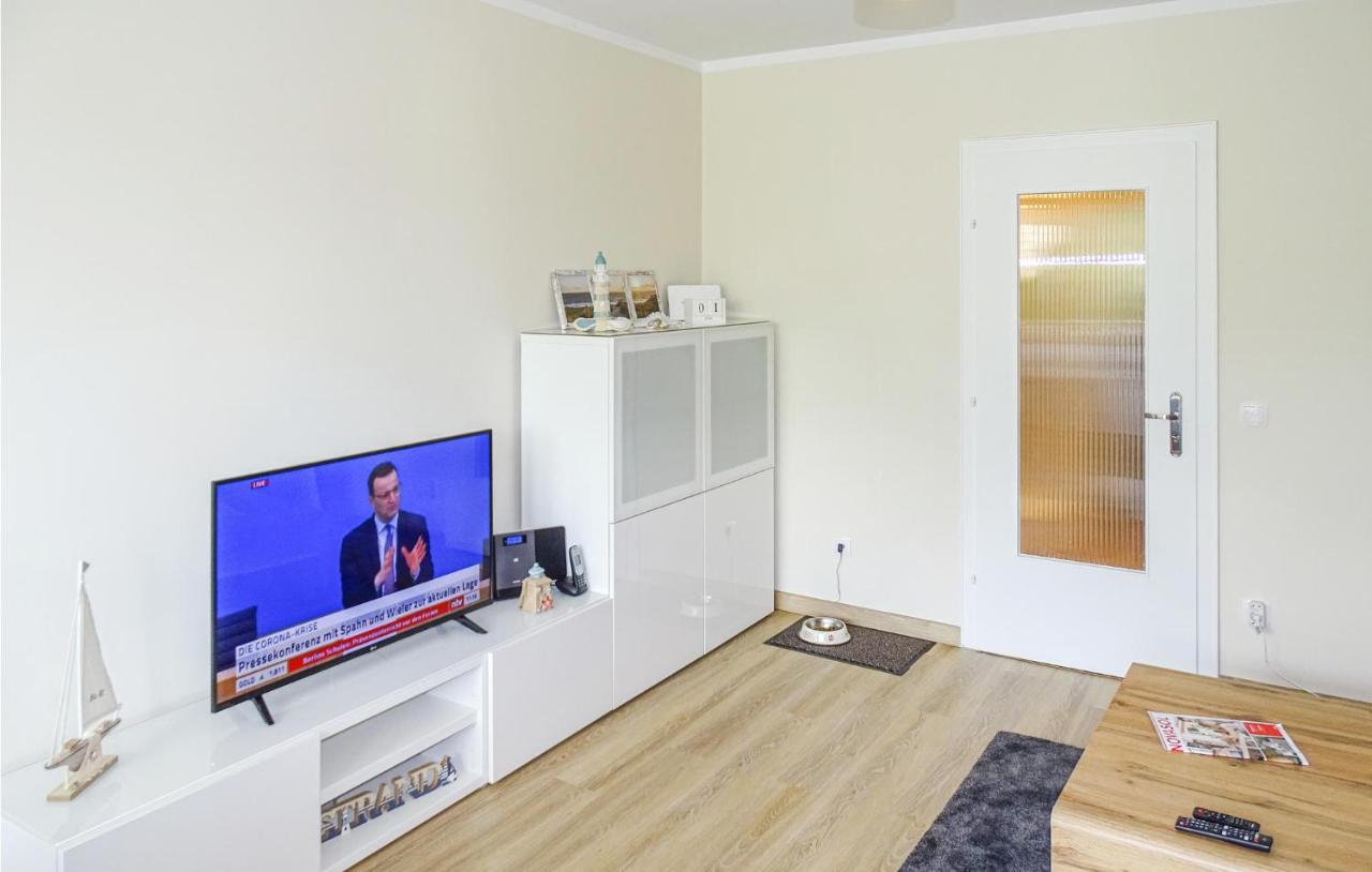 Lovely Apartment In Buesum With Kitchen 外观 照片